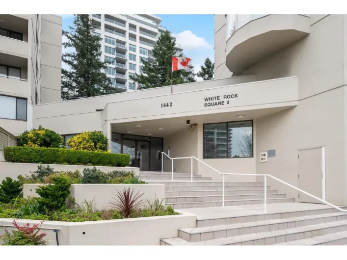 111 1442 FOSTER STREET, White Rock