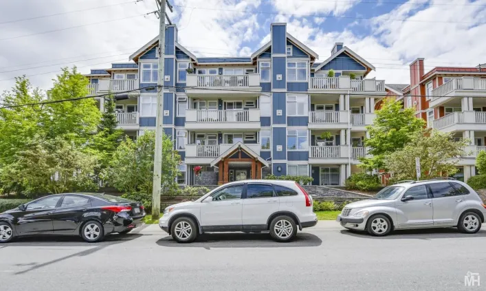 111 15392 16A AVENUE, Surrey