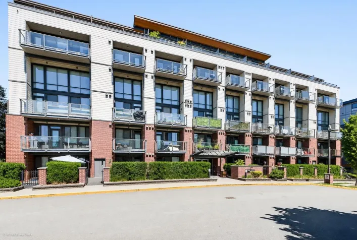 111 3080 GLADWIN ROAD, Abbotsford