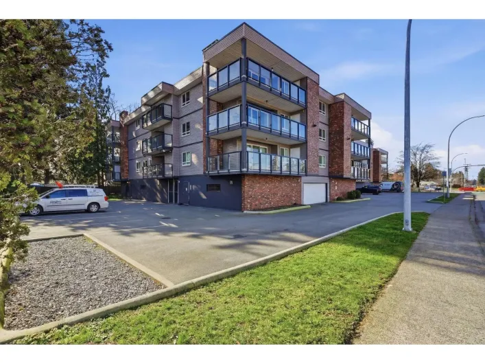 111 32040 PEARDONVILLE ROAD, Abbotsford