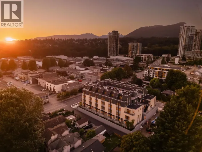 111 342 MOUNTAIN HIGHWAY, North Vancouver