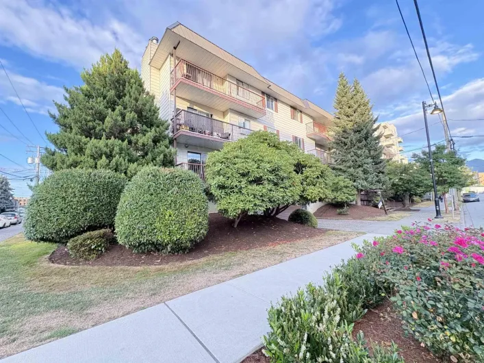 111 45749 SPADINA AVENUE|Chilliwack Downtown, Chilliwack