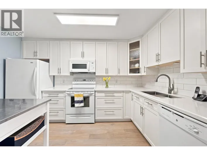 111 4768 53 STREET, Delta