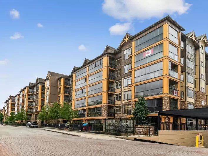 111 8157 207 STREET, Langley