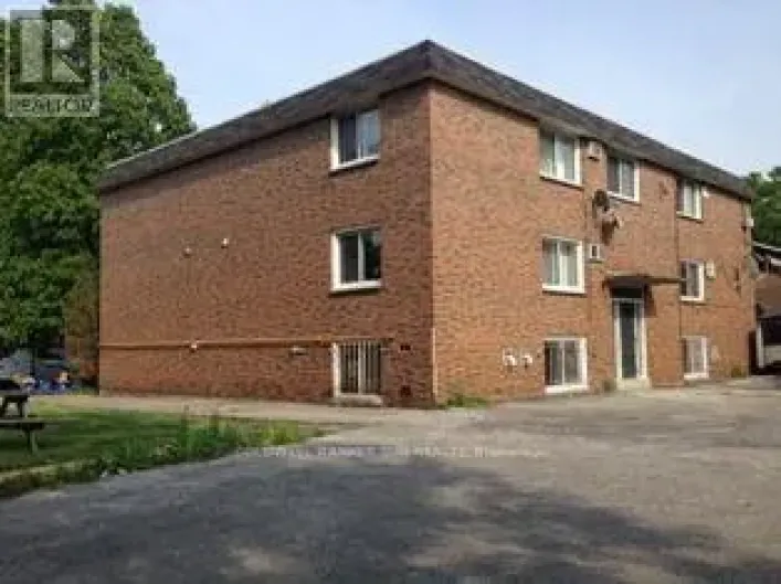 1-11 - 825 LOUIS AVENUE, Windsor