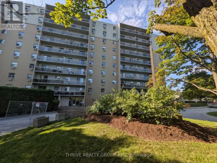 111 - 931 WONDERLAND ROAD S, London South