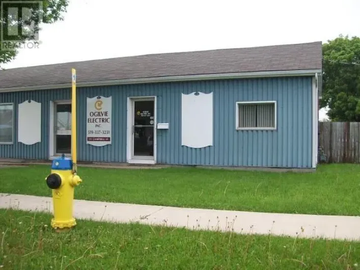 111 CAMPBELL STREET, Sarnia