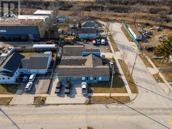 111 CAMPBELL STREET, Sarnia