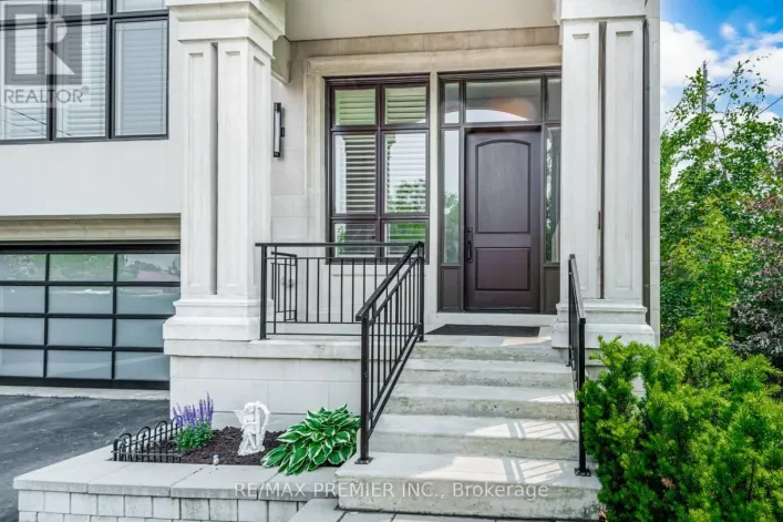 111 CODSELL AVENUE, Toronto