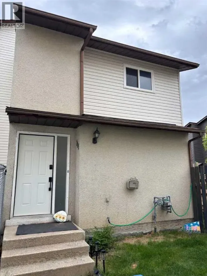 111 columbia Place W, Lethbridge