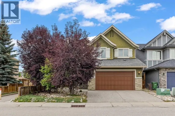 111 CRANARCH Circle SE, Calgary