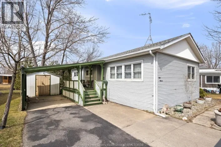 111 DANA DRIVE, Essex