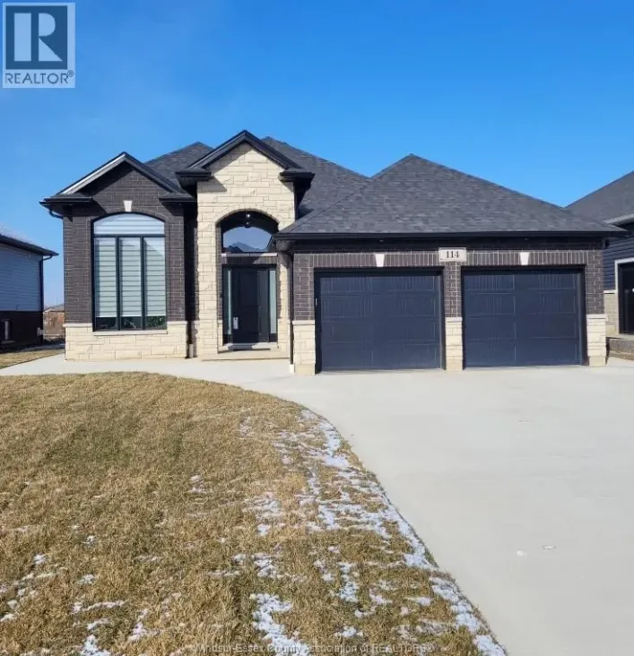 111 FENCELINE DRIVE, Chatham