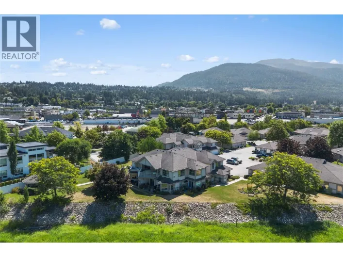 111 Harbourfront Drive NW Unit# 2, Salmon Arm