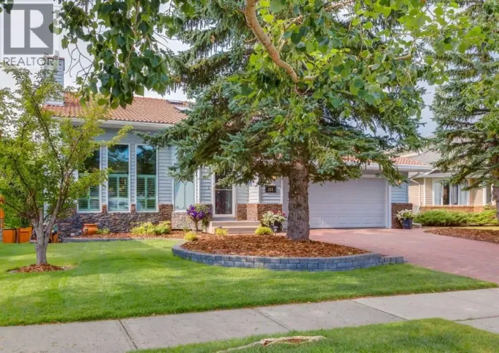 111 Hawksbrow Drive NW, Calgary
