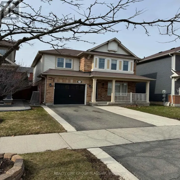 111 HIGGINBOTHAM CRESCENT, Milton