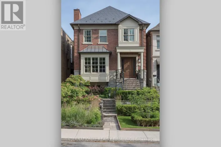 111 HILLSDALE AVENUE E, Toronto