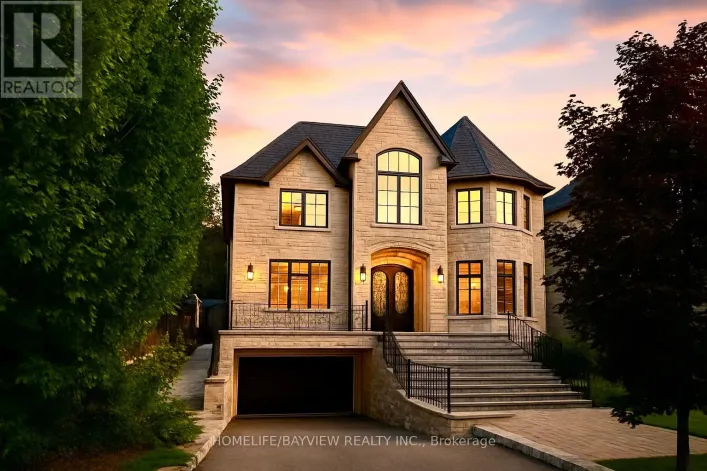 111 HILLVIEW ROAD, Aurora