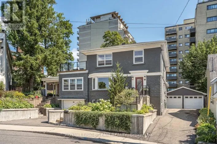 111 IVY CRESCENT, Ottawa
