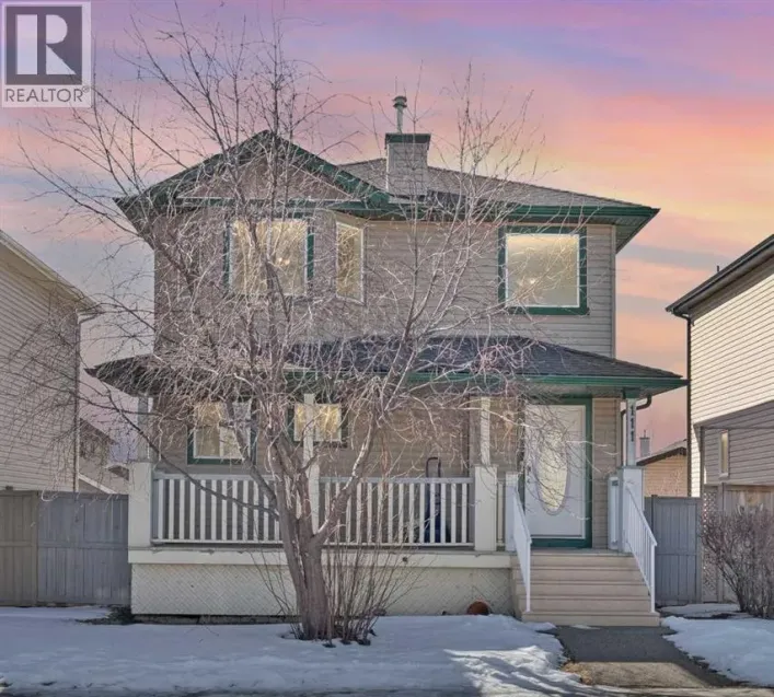 111 Luxstone Crescent SW, Airdrie
