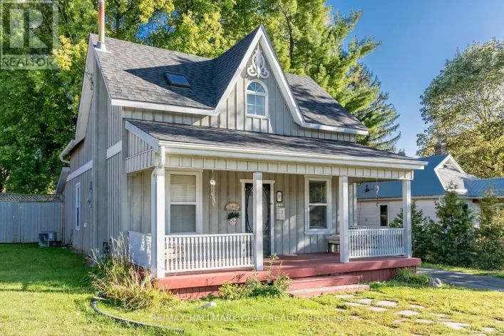 111 PENETANG STREET, Barrie