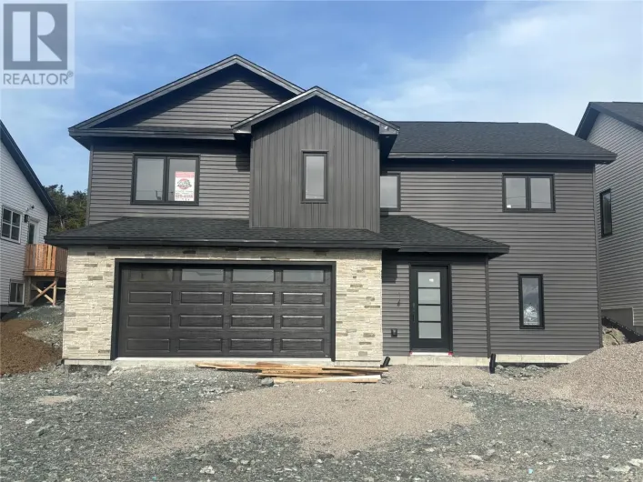 111 Sgt Donald Lucas Drive, Paradise