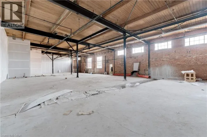 111 SHERWOOD Drive Unit# 8, Brantford