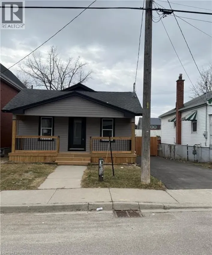 111 VICTORIA Street, Brantford