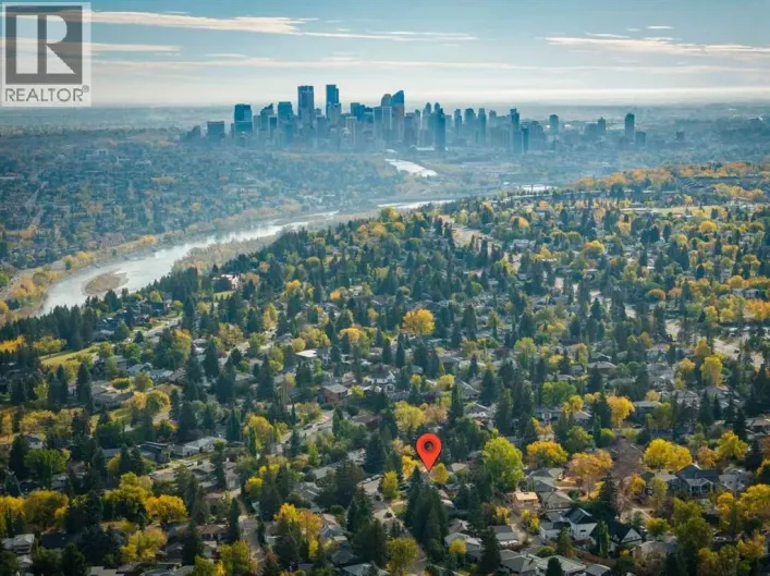 111 Wimbledon Crescent SW, Calgary