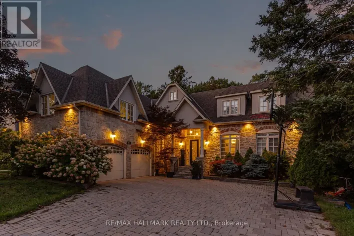 111 WOODHAVEN PARK DRIVE, Oakville