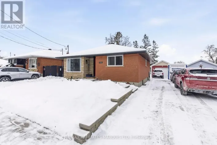 1110 CARLETON STREET, Cornwall