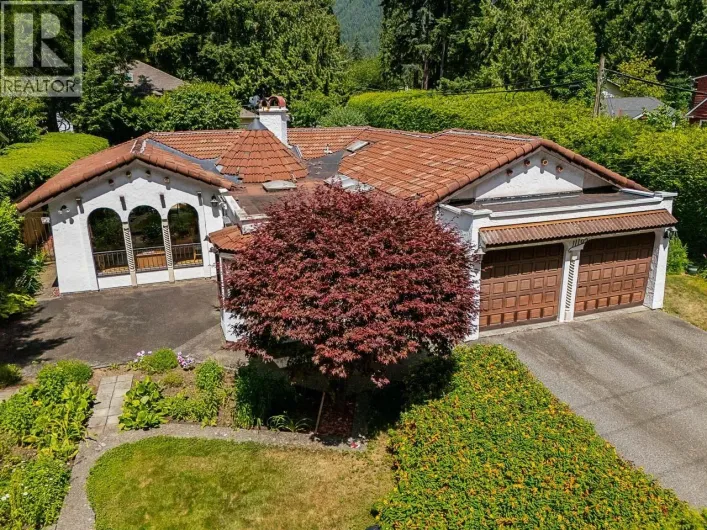1110 HANDSWORTH ROAD, North Vancouver