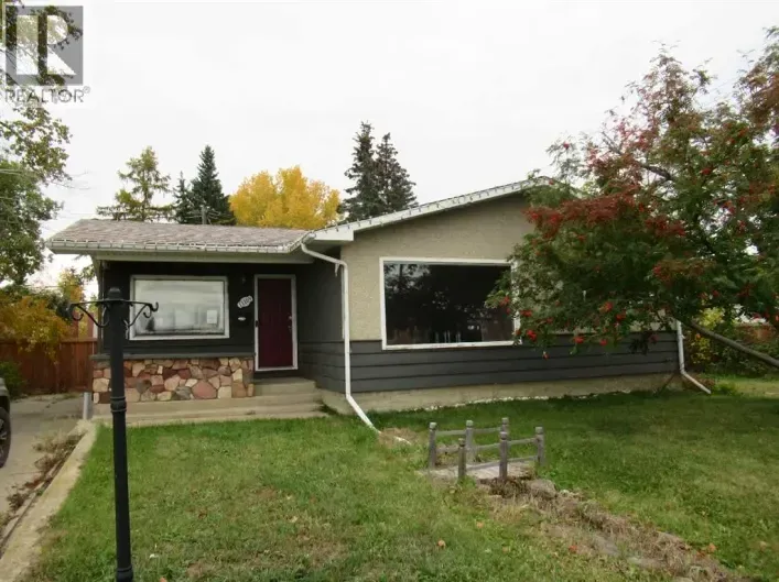 11109 104 Street, Grande Prairie
