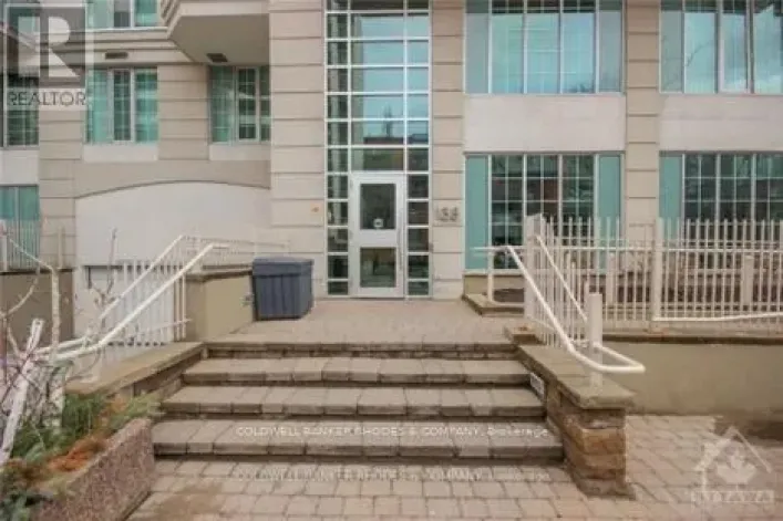 1111 - 138 SOMERSET STREET, Ottawa