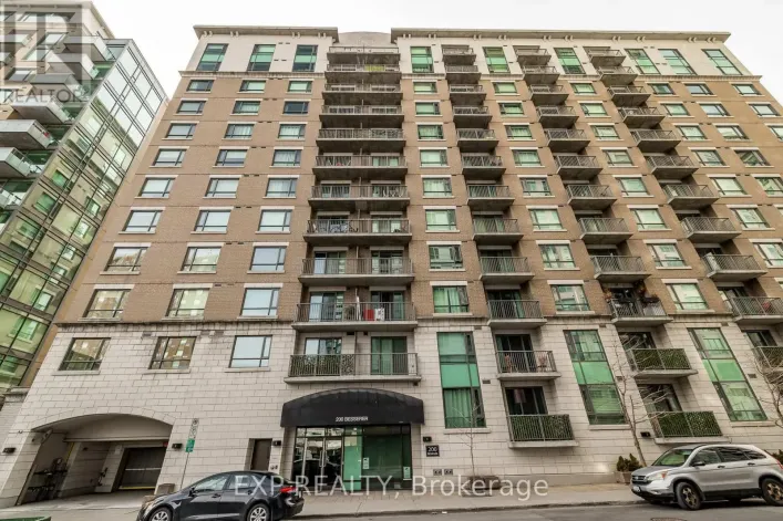 1111 - 200 BESSERER STREET, Ottawa
