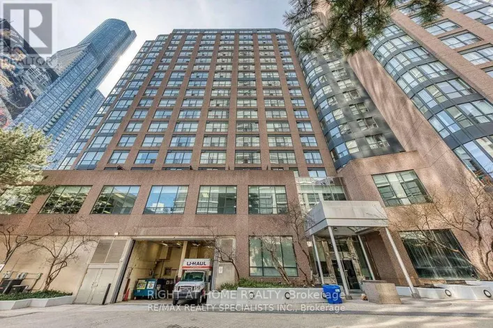 1111 - 7 CARLTON STREET, Toronto