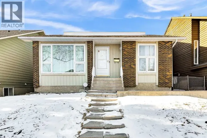 1111 Berkley Drive NW, Calgary