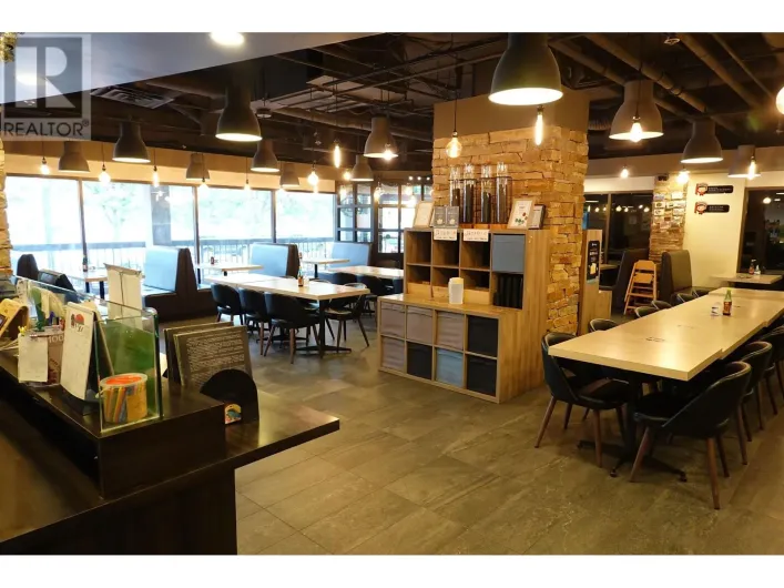 111-113 3030 LINCOLN AVENUE, Coquitlam