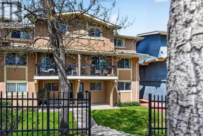 1112, 2200 Woodview Drive SW, Calgary