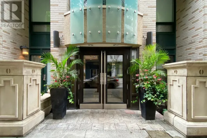 1112 - 35 HAYDEN STREET S, Toronto