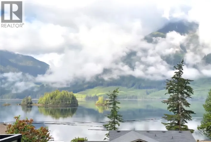 1112 Maquinna Ave, Port Alice