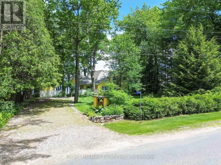 1113 DUDLEY ROAD, Muskoka Lakes