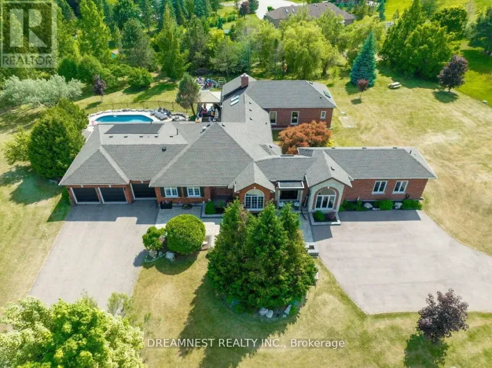 House for sale: 11132 MCFARLAND COURT, Milton