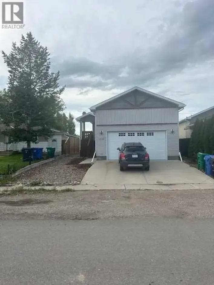 1115 43 Avenue N, Lethbridge