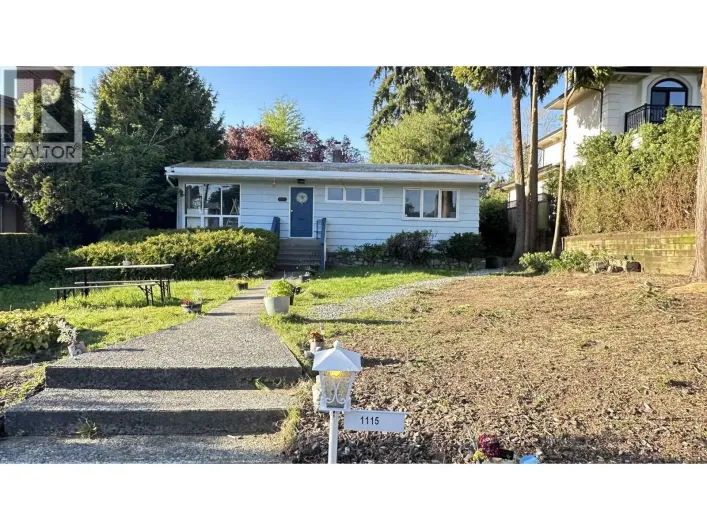 1115 HAYWOOD AVENUE, West Vancouver