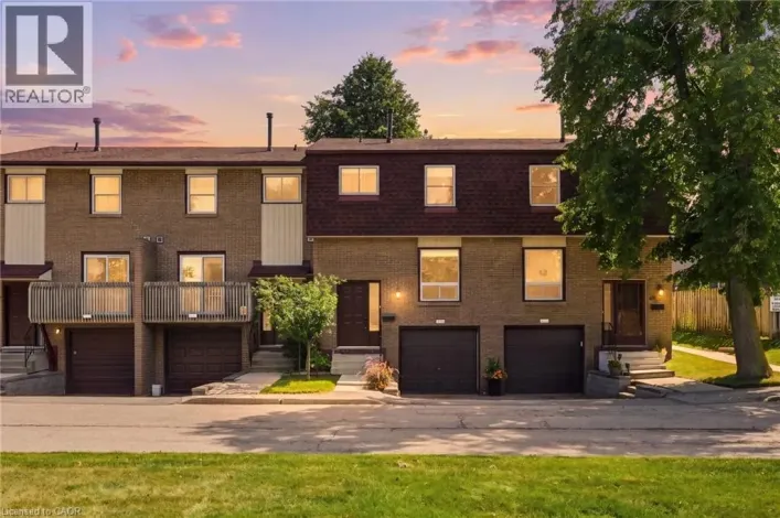 1115 PARAMOUNT Drive Unit# 50, Stoney Creek