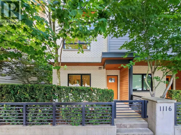 1116 FALCON DRIVE, Coquitlam