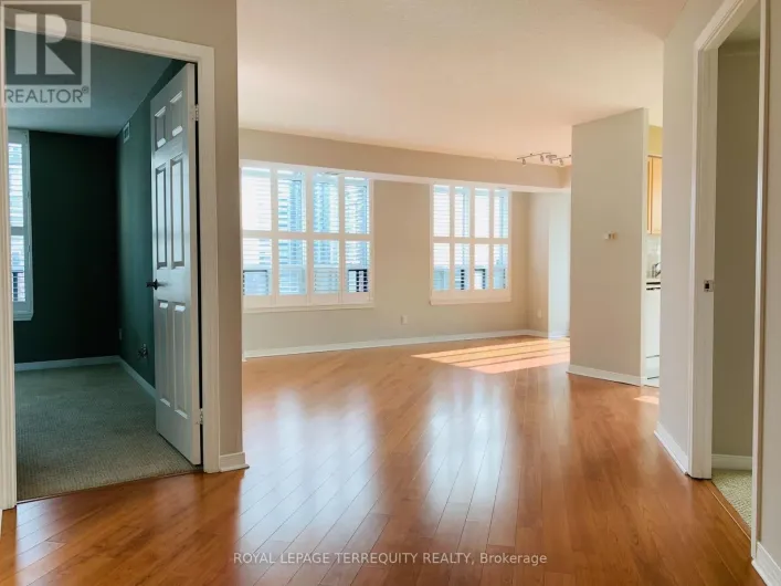 1117 - 8 HILLCREST AVENUE, Toronto
