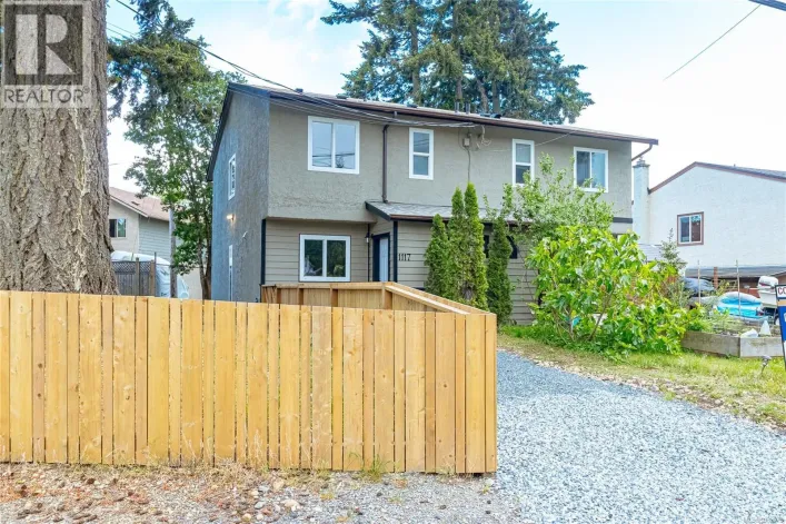 1117 Goldstream Ave, Langford