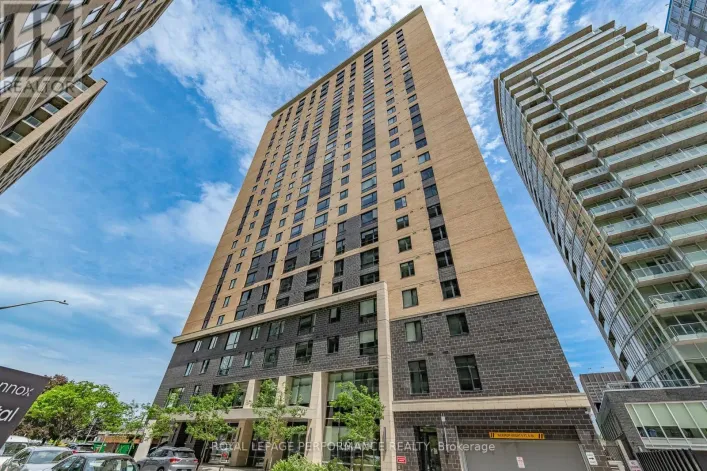 1118 - 105 CHAMPAGNE AVENUE S, Ottawa